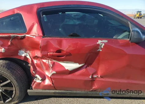 2006 Ford Mustang из США, поврежденный, VIN 1ZVHT80N365115639